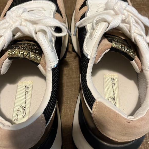 Vintage Havana 8.5 sneakers Original Design EUC - Picture 3 of 9